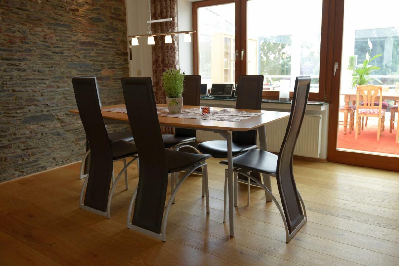Ferienhaus Moselblick Mit Kostenfreien Oepnv-Ticket Ирциг Экстерьер фото